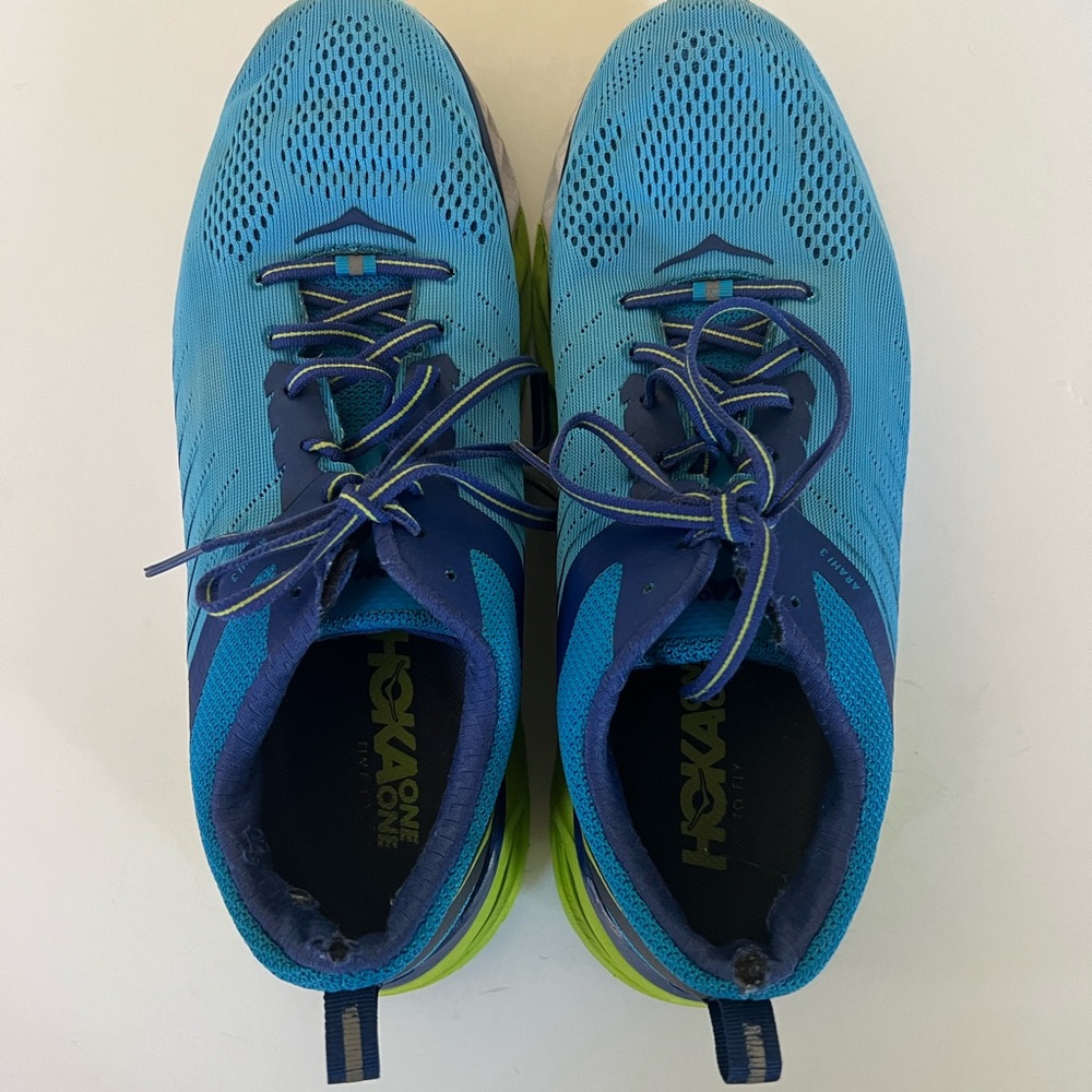 Men’s Hoka One One “Time To Fly” running shoe. - Picture 1 of 7